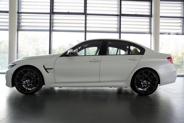 宝马m3多少钱落地／宝马m3多少钱落地合适