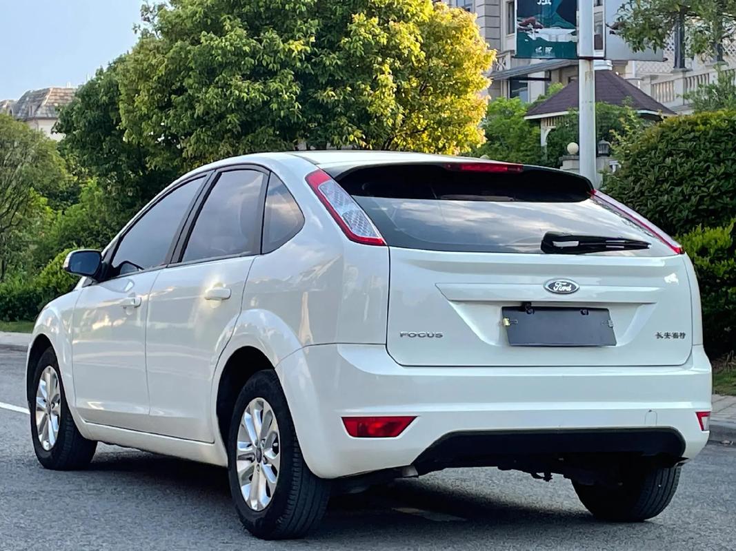 福克斯汽车标志 福特福克斯标志