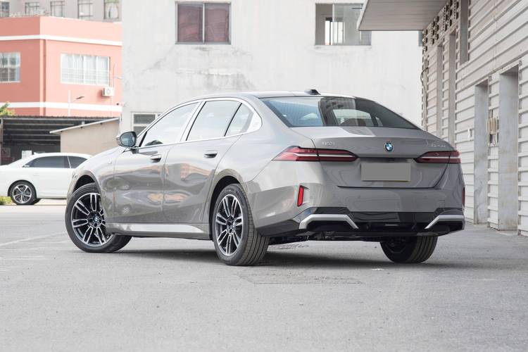 油电混合宝马5系 油电混动宝马五系