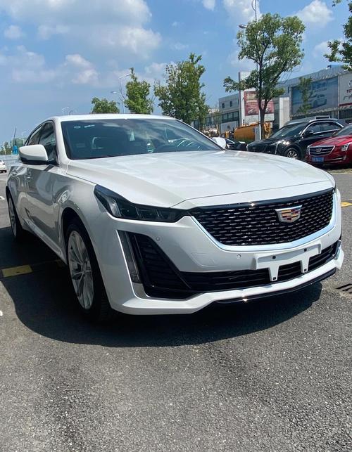 凯迪拉克汽车图片,凯迪拉克越野车图片大全