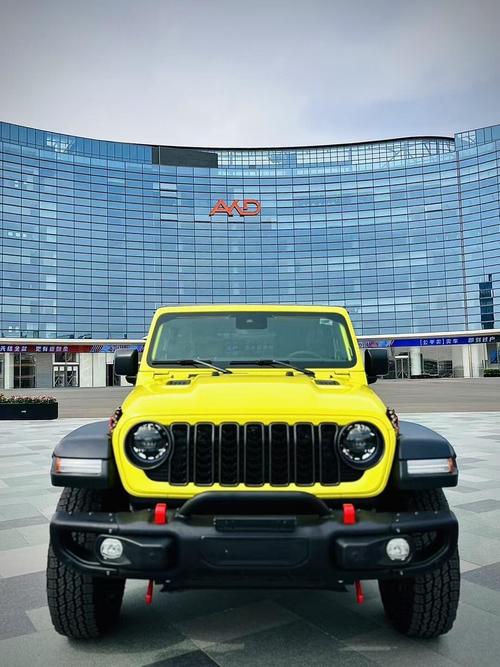 【牧马人罗宾汉两门落地多少钱,牧马人罗宾汉两门好还是四门好】