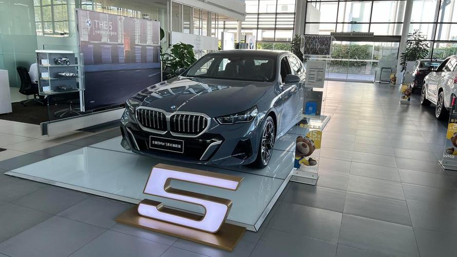 宝马120m,宝马120码车身抖动