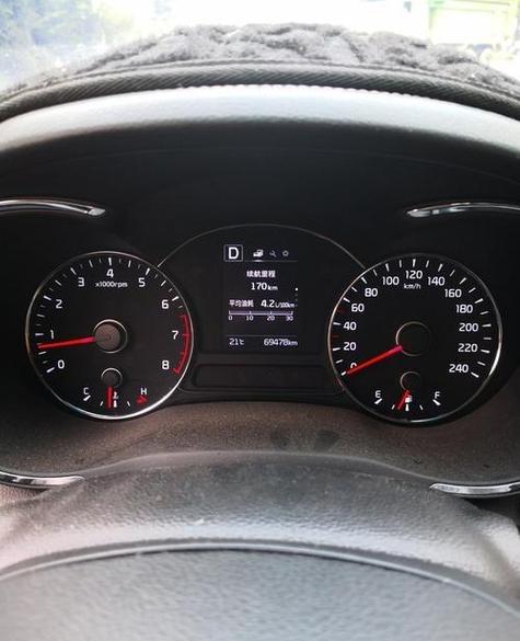 东风悦达起亚k3油耗多少(悦达起亚k3百公里油耗)