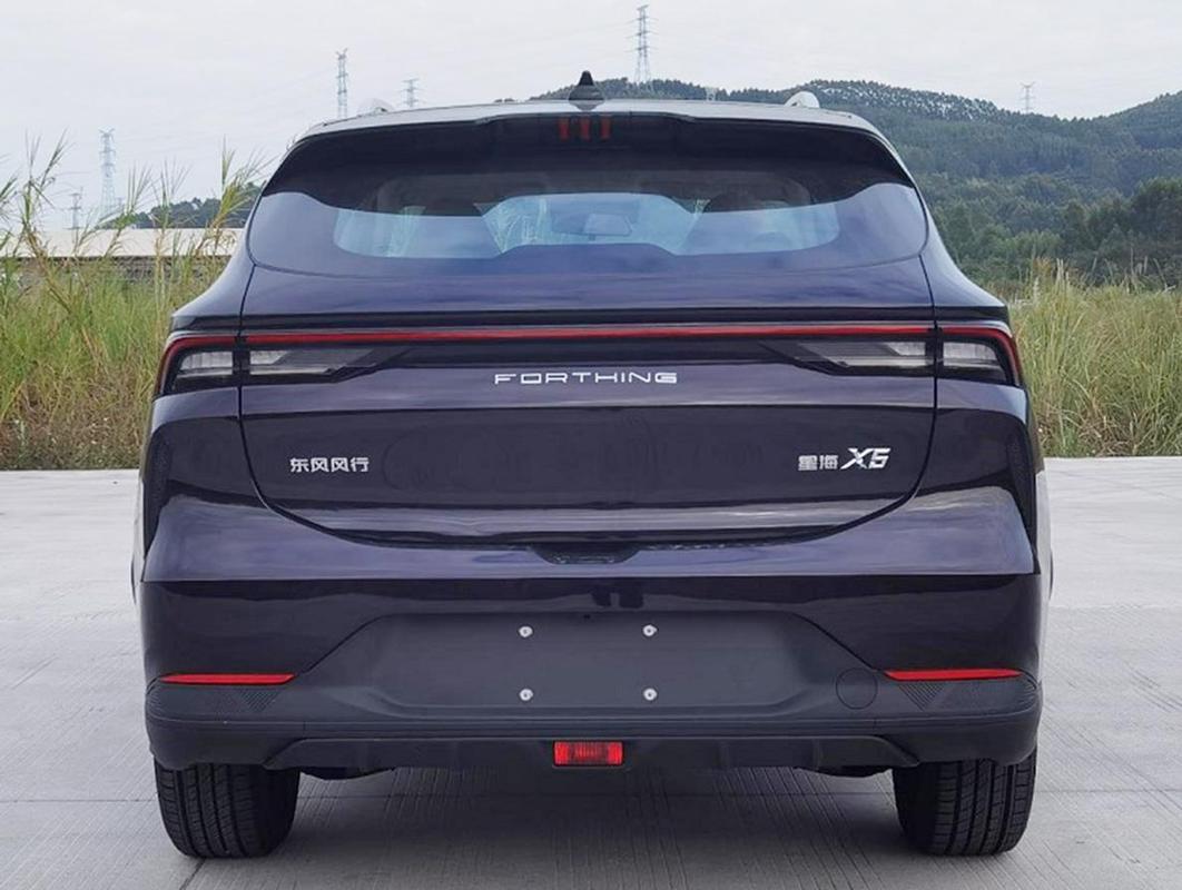 【新款东风风行,新款东风风行星海X5曝光换装新前脸,车身加长85mm,12】