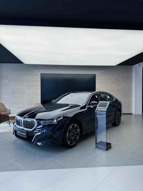 华晨宝马5系525i 华晨宝马5系价格及图片