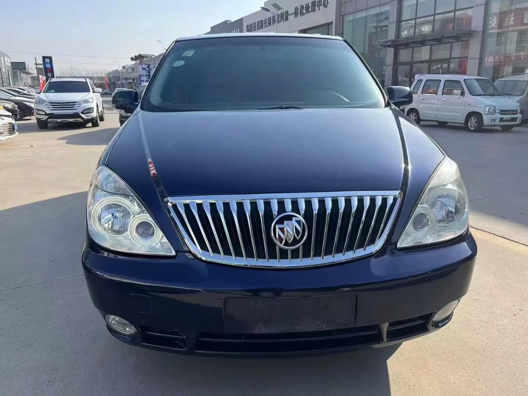 【2015二手gl8多少钱,gl8新款2014款二手价格】