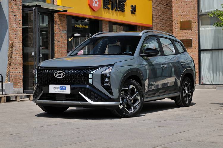 全新北京现代ix35图片(全新现代ix35最新款suv图片)