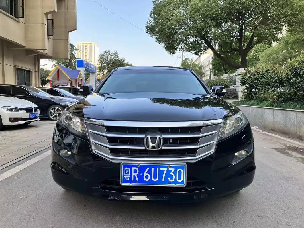 13年歌诗图二手车价格多少,13年歌诗图能卖多少钱