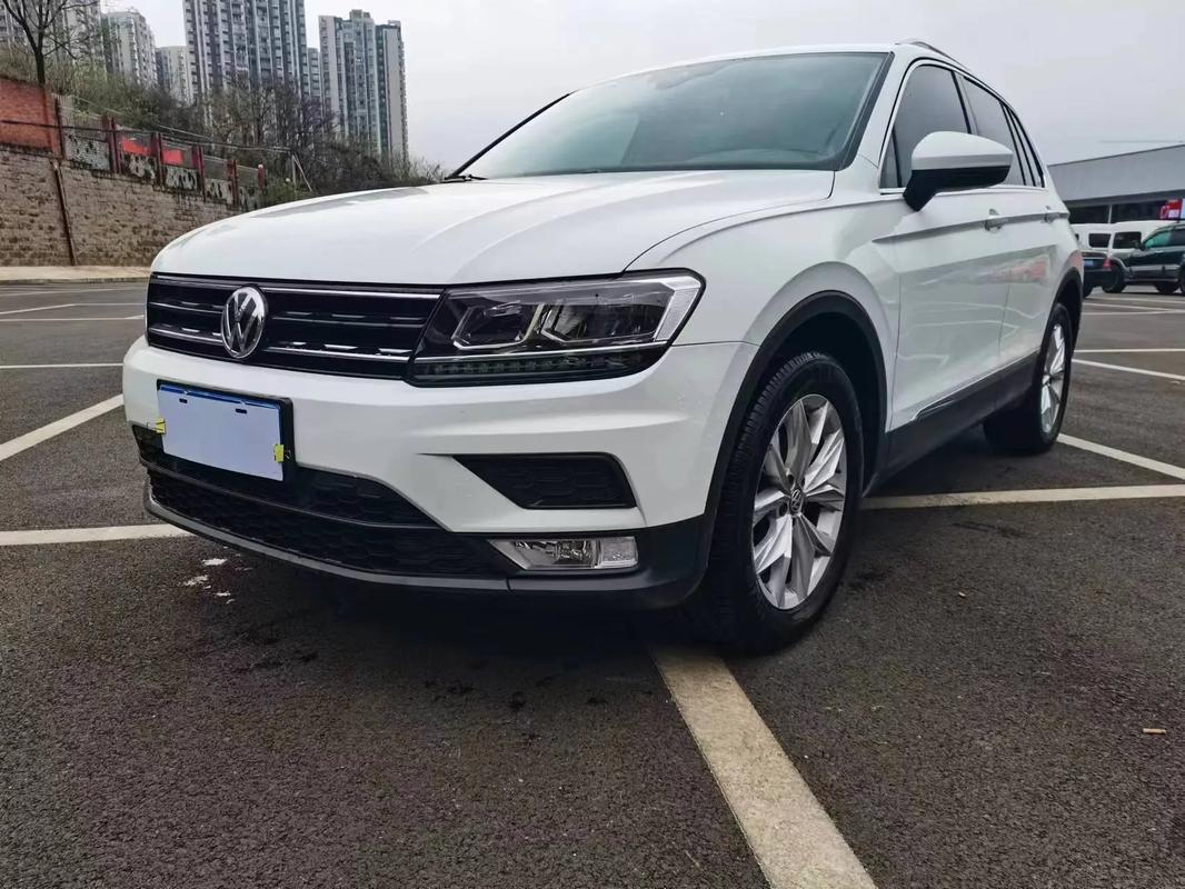 途观白色属于什么白 途观是白色好还是黑色好